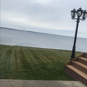 Meet your Posher, Aida